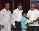 Mangaluru: Congress distributes books to students donated by Sripati Aroor Foundation